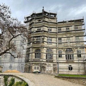 fasádní lešení Ploskovice